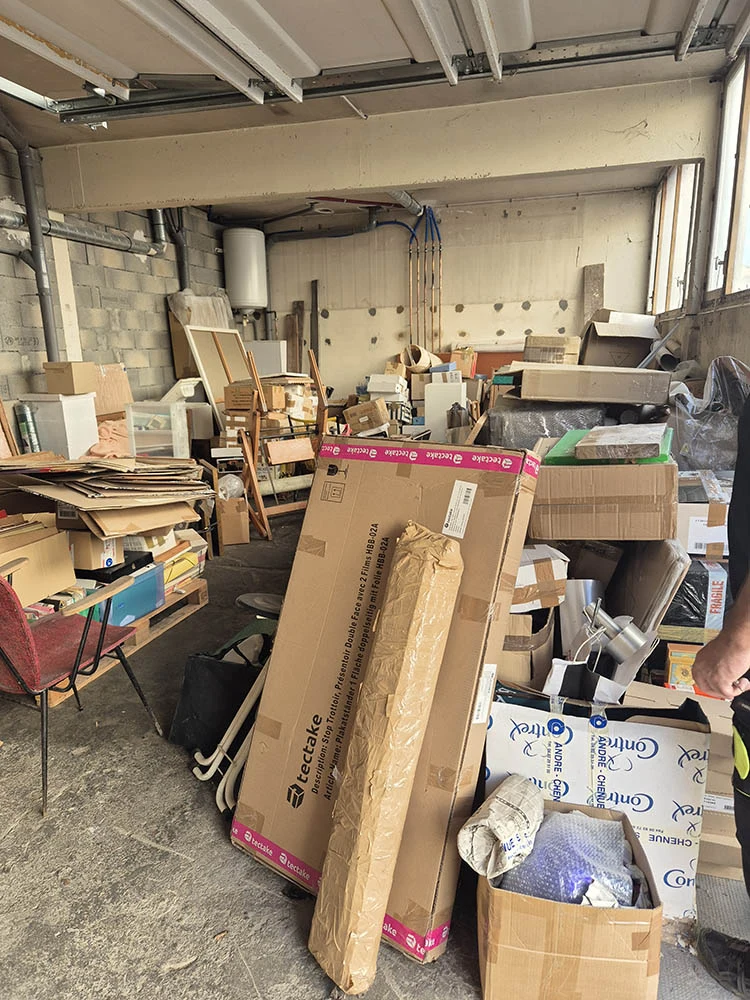 Débarras local professionnel (avant)