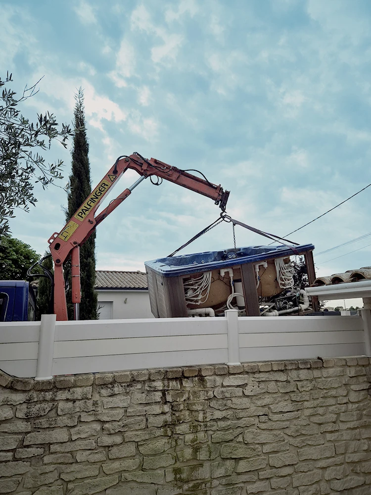 Débarras d'un jacuzzi 05